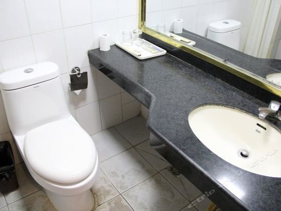 Пуян: Biway Fashion Hotel - Puyang Huanghe Road