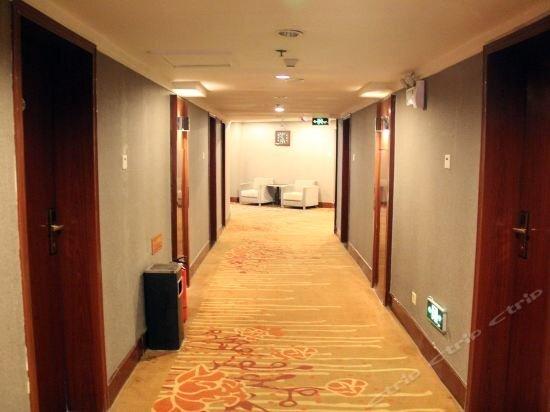 Пуян: Biway Fashion Hotel - Puyang Huanghe Road