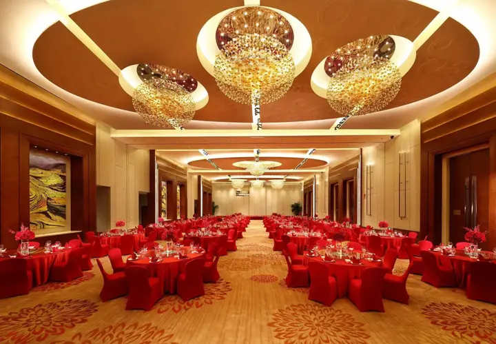 Куньмин: HUALUXE Kunming by IHG