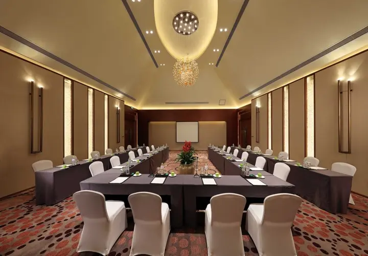 Куньмин: HUALUXE Kunming by IHG