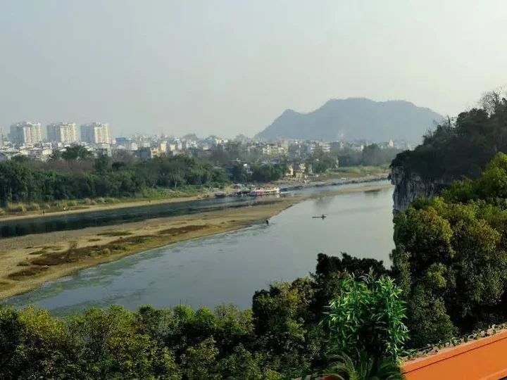 Гуйлинь: Guilin Jiang Xianghe Hotel