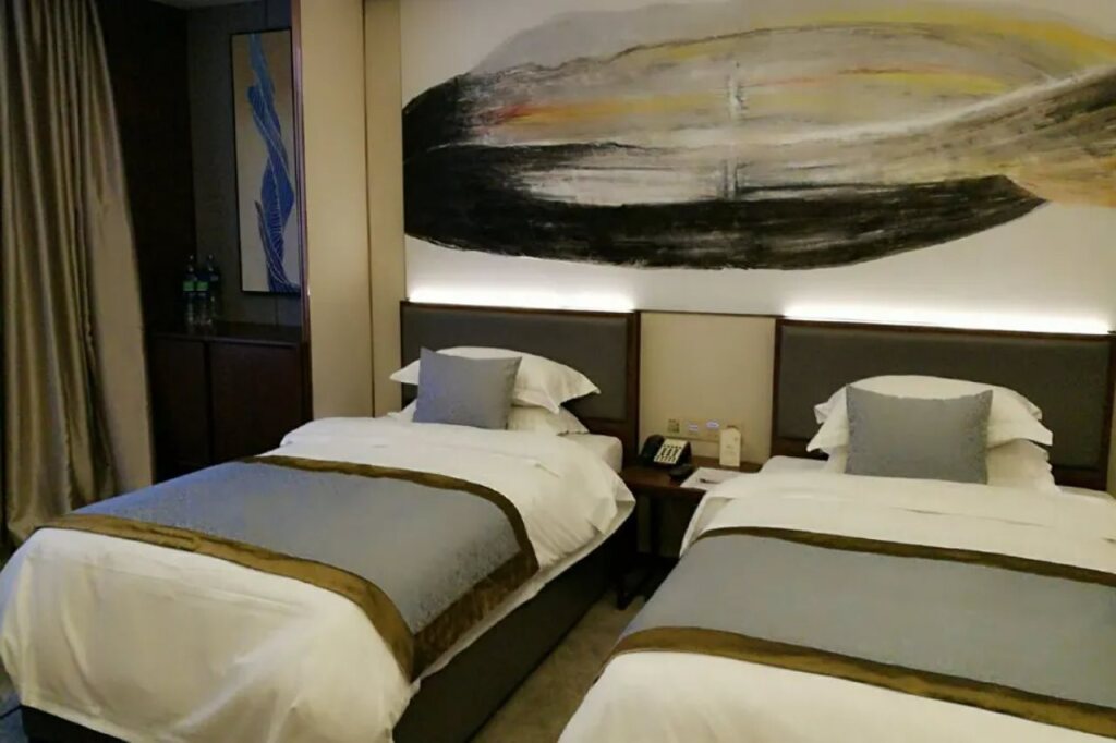 Donghu Grand Hotel — фото 6