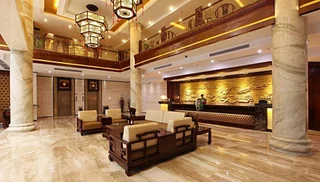 Цзеян: Donghu Grand Hotel