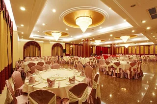 Цзеян: Donghu Grand Hotel