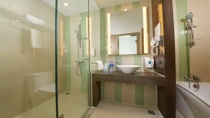 Паниин: Holiday Inn Express Panjin Downtown
