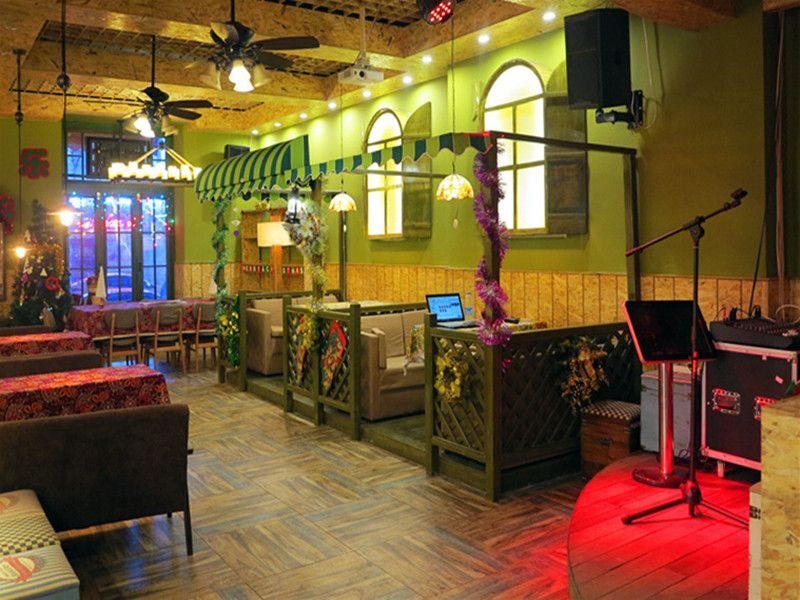 Харбин: Harbin sweet post office inn