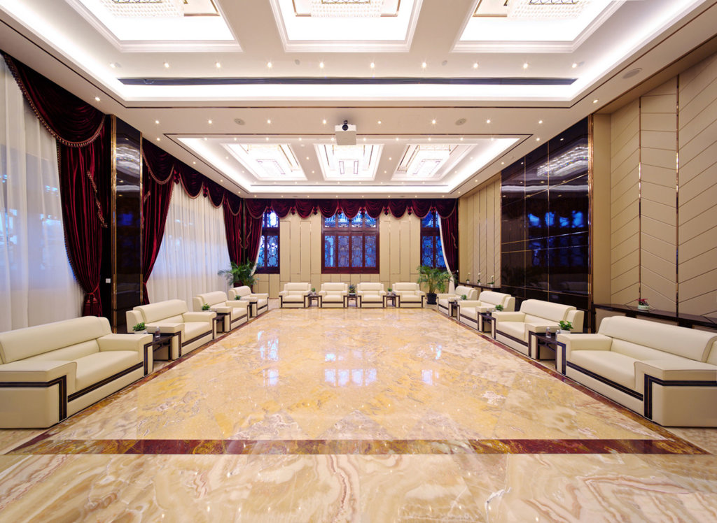 Шанхай: Royal Garden Hotel Shanghai