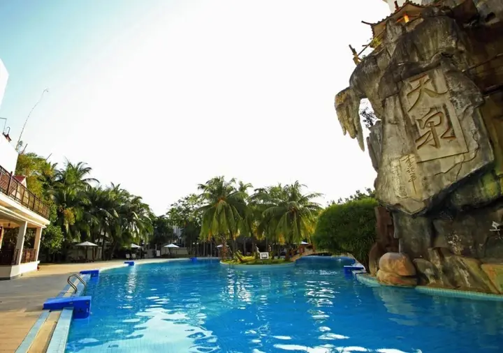 Санья: Jinglilai Resort
