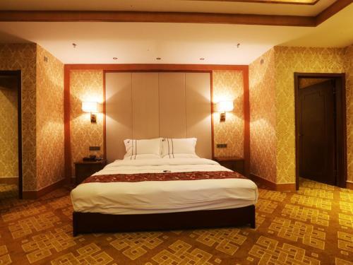 Шангри-Ла: Shangri-La Balagezong Tibetan Ecological Hotel