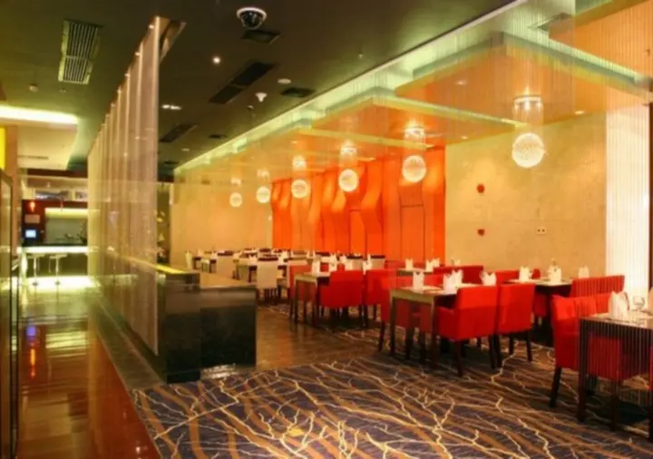 Шэньчжэнь: Conifer International Hotel