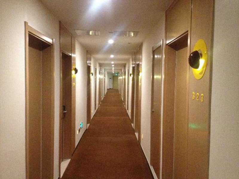 Чжанцзякоу: 7 Days Inn Zhangjiakou Chongli Yuxing Road Branch