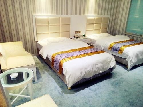 Лоян: Kaiyuan Business Hotel Luoyang Sanyanju