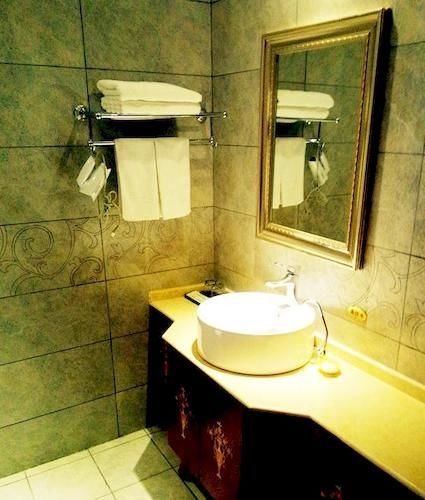 Лоян: Kaiyuan Business Hotel Luoyang Sanyanju