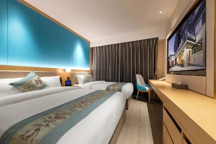 Пекин: East Sacred Hotel-near Beijing Tiananmen Square,the Forbidden City,Wangfujing Street-Newly renovated hotel