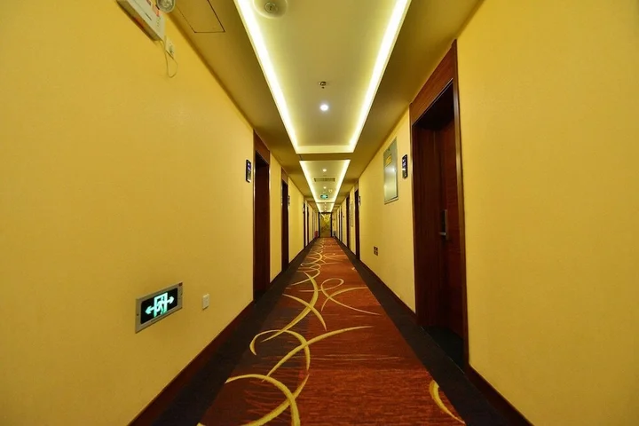 Пекин: East Sacred Hotel-near Beijing Tiananmen Square,the Forbidden City,Wangfujing Street-Newly renovated hotel