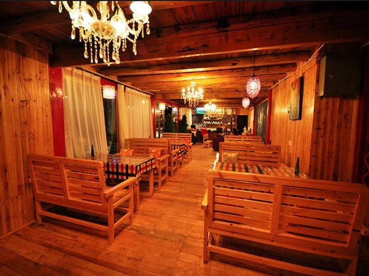 Шангри-Ла: The Cozy Inn
