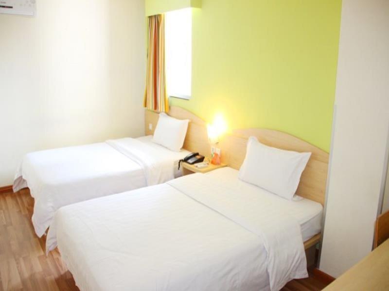 Ухань: 7Days Inn Wuhan Hubu Xiang Branch