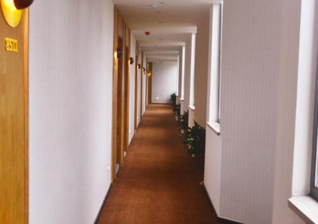 Шаоян: IU Hotel Shaoyang Xihu Road