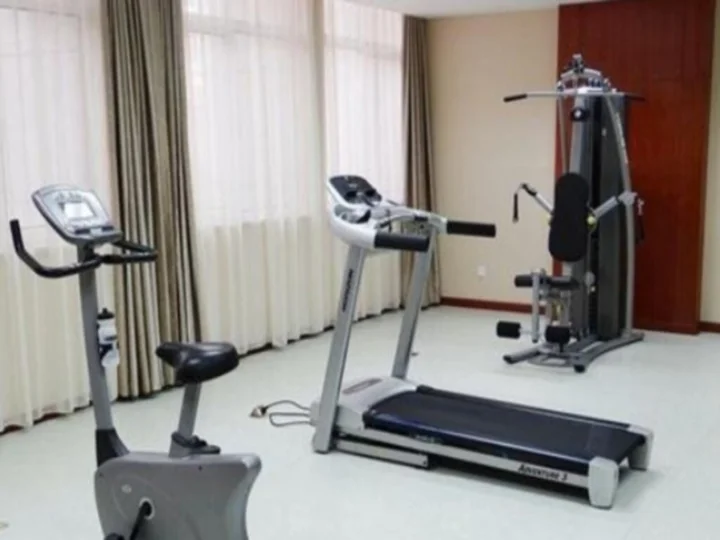 Ордос: Yi Li Ao Si Te Hotel