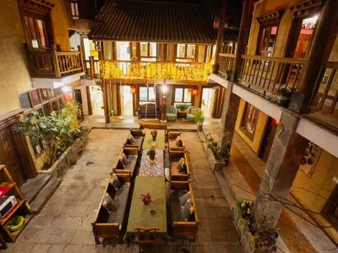 Шангри-Ла: Good Journey Inn (Shangri-La Guangdong Club)