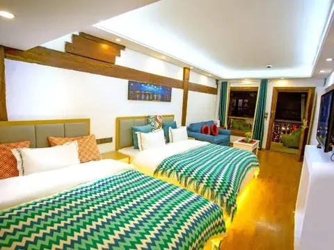 Шангри-Ла: Good Journey Inn (Shangri-La Guangdong Club)