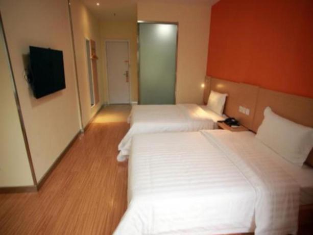 Юнчжоу: 7 Days Inn Yongzhou Zhong Xin Yi Yuan Branch