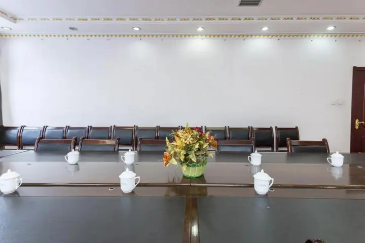 Квилиан: Qilian Hotel