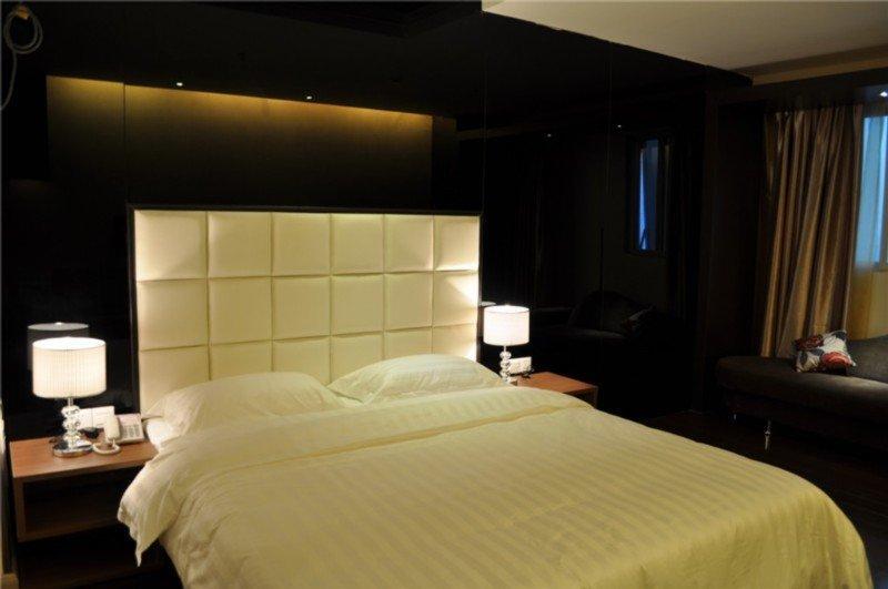 Гуанчжоу: V8 Hotel Jiaokou Subway Branch