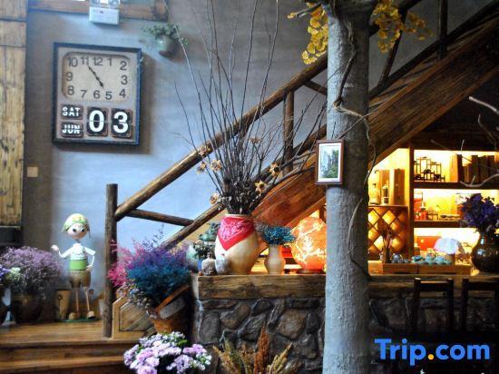 Чжанцзяцзе: Zhangjiajie Baihui Living Inn