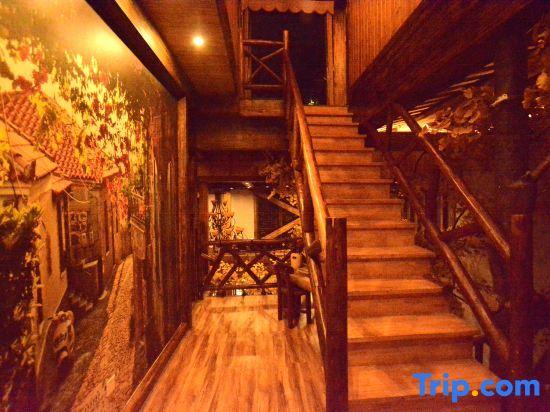 Чжанцзяцзе: Zhangjiajie Baihui Living Inn