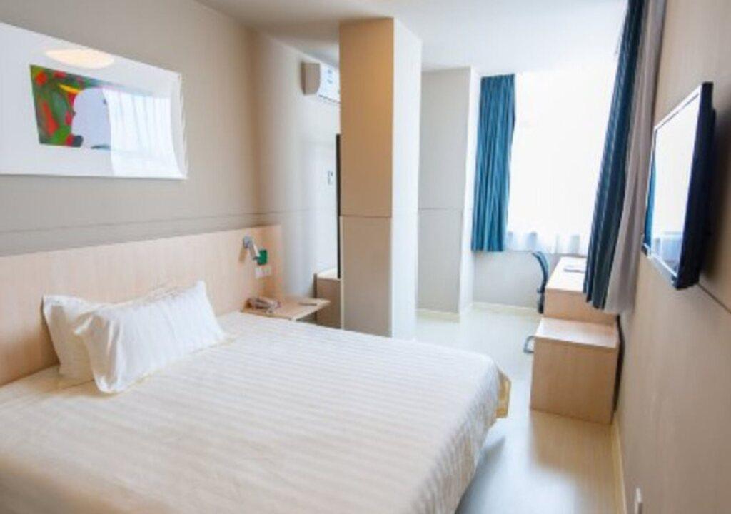 Ухань: Jinjiang Inn Wuhan Zhonghua Road HuangheLou Branch