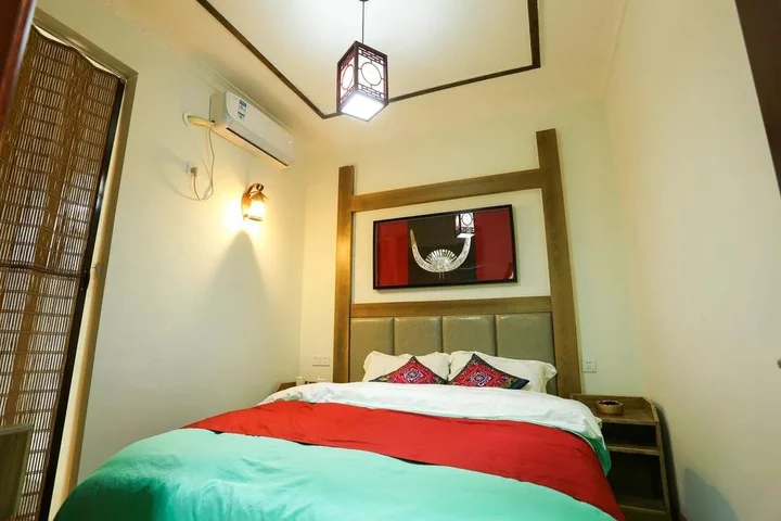 Чжанцзяцзе: YunShangHuaKai Boutique Inn