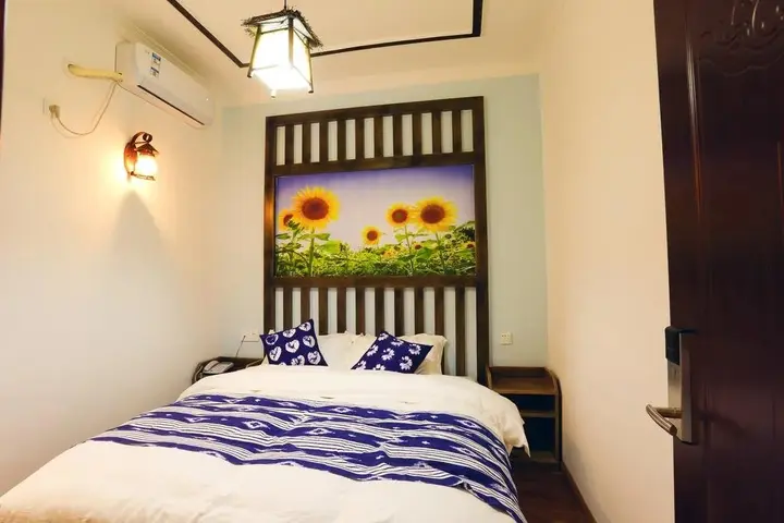 Чжанцзяцзе: YunShangHuaKai Boutique Inn