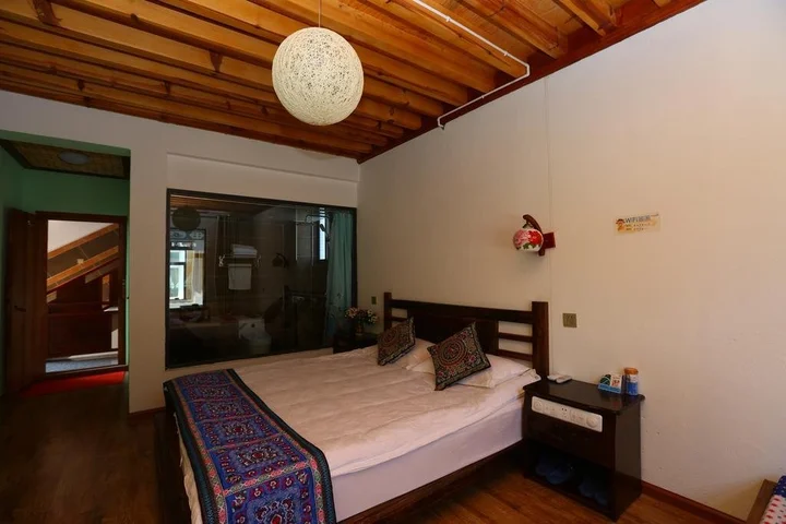 Дали: Butterfly Dream Boutique Inn