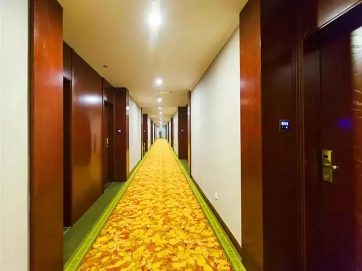 Сюйчжоу: GreenTree Inn Xuzhou High Speed Railway Zhangqian Square Business Hotel