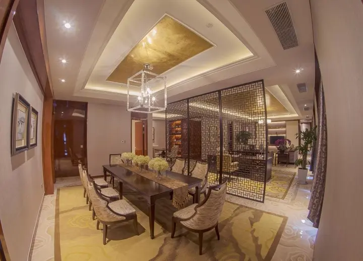 Янчжоу: Yangzhou Changqing International Hotel