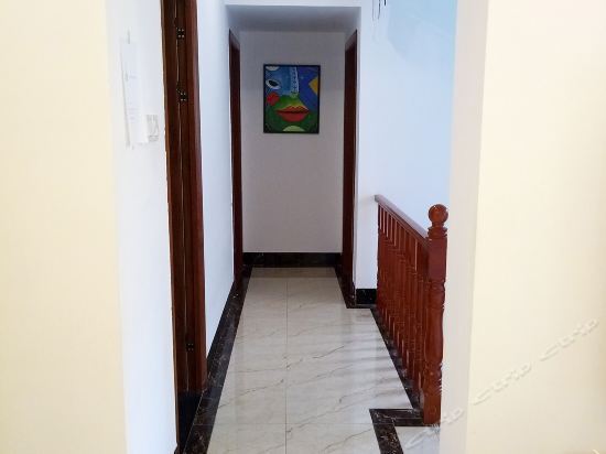 Наньнин: 17 miles Youth Hostel
