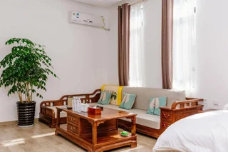 Дали: Yuemingtang Like Inn