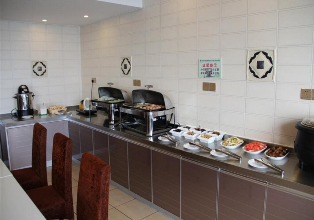 Наньтун: GreenTree Inn Nantong Tongzhou Shiji Avenue Jianghaihuangdu Express Hotel