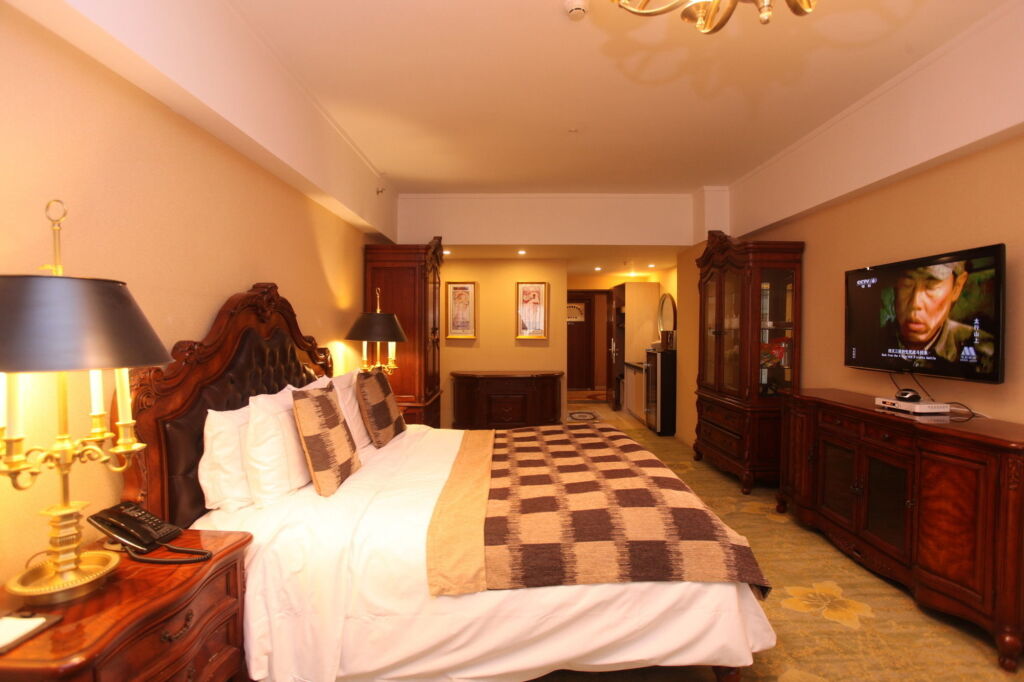 Чэнду: Chengdu Longhu Haibin Hotel