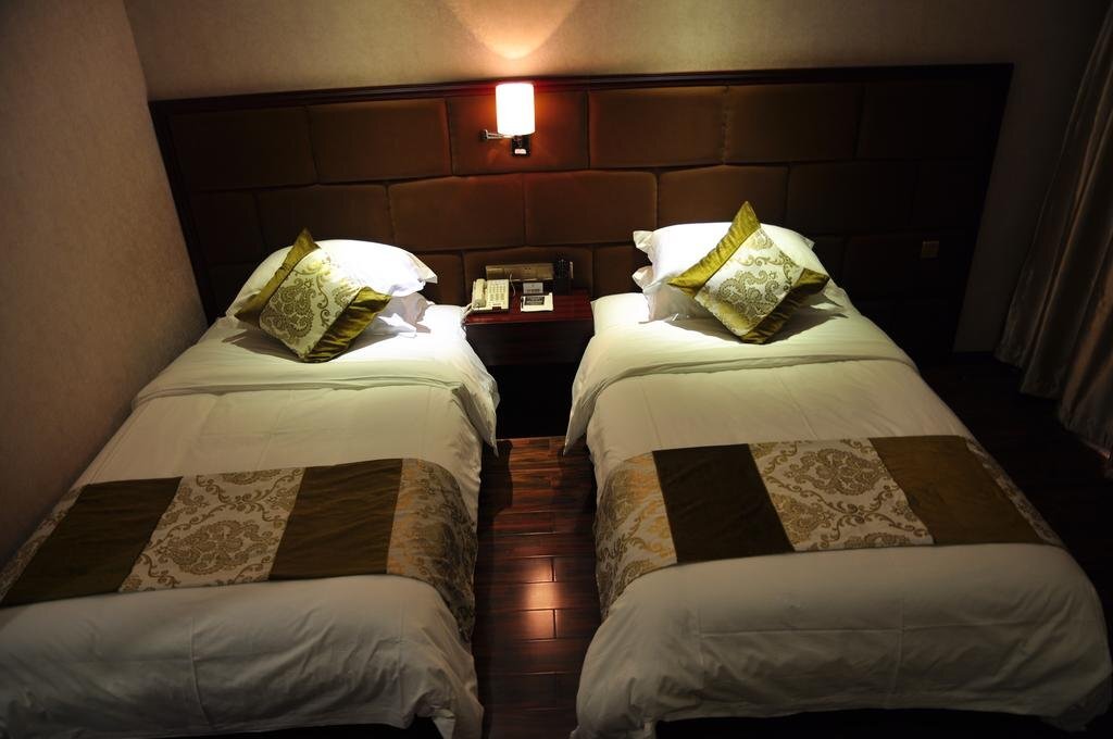 Лянфан: Hanker Express Hotel