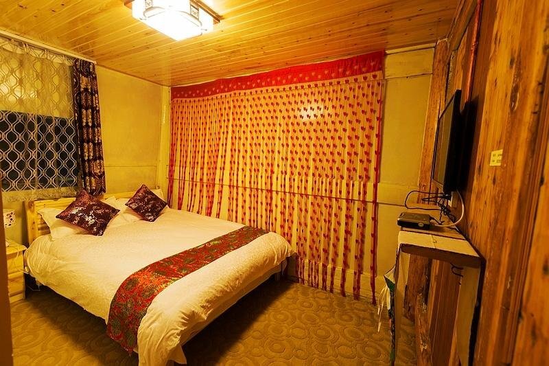 Шангри-Ла: July Inn