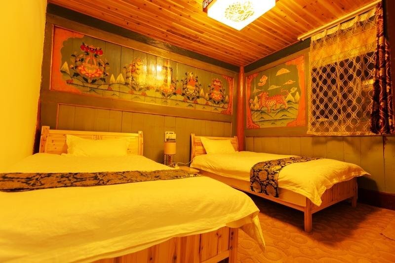 Шангри-Ла: July Inn