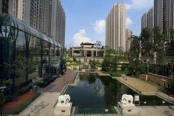 Харбин: Harbin U-House