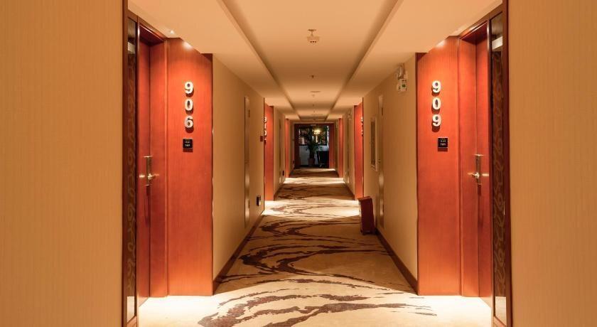 Юйси: Chengjiang Manor Hotel