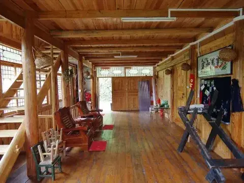 Лючжоу: Tongxiang Country House