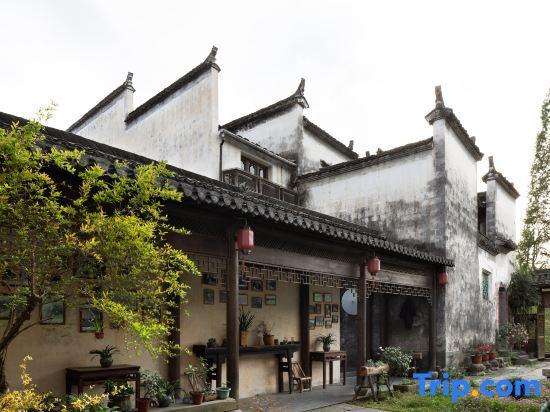 Шанграо: Huamantang Liuli Xiangyuan Hotel
