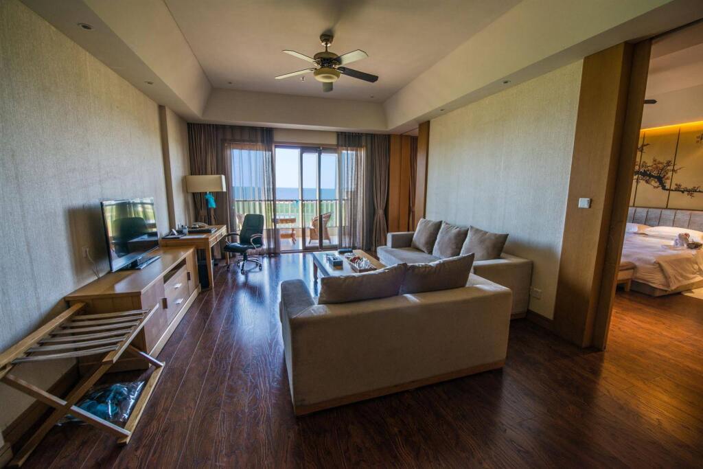 Циньхуандао: Arcadia seaside holiday hotel Beidaihe