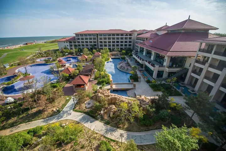 Циньхуандао: Arcadia seaside holiday hotel Beidaihe