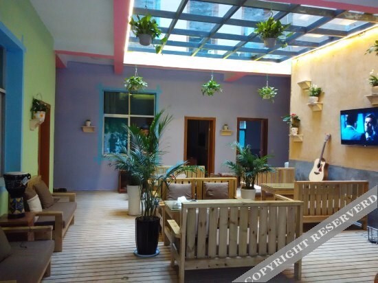 Пучжэхэй: Puzhehei Yunshu Youth Hostel